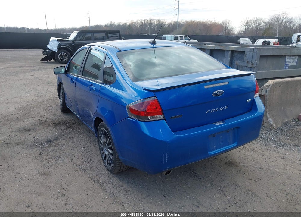 2011 FORD FOCUS SES VIN: 1FAHP3GN2BW133124