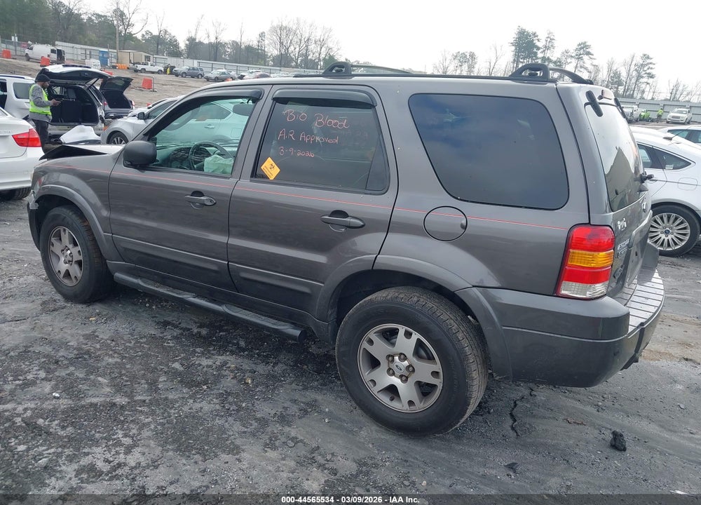 2005 FORD ESCAPE LIMITED VIN: 1FMYU04125KB08332