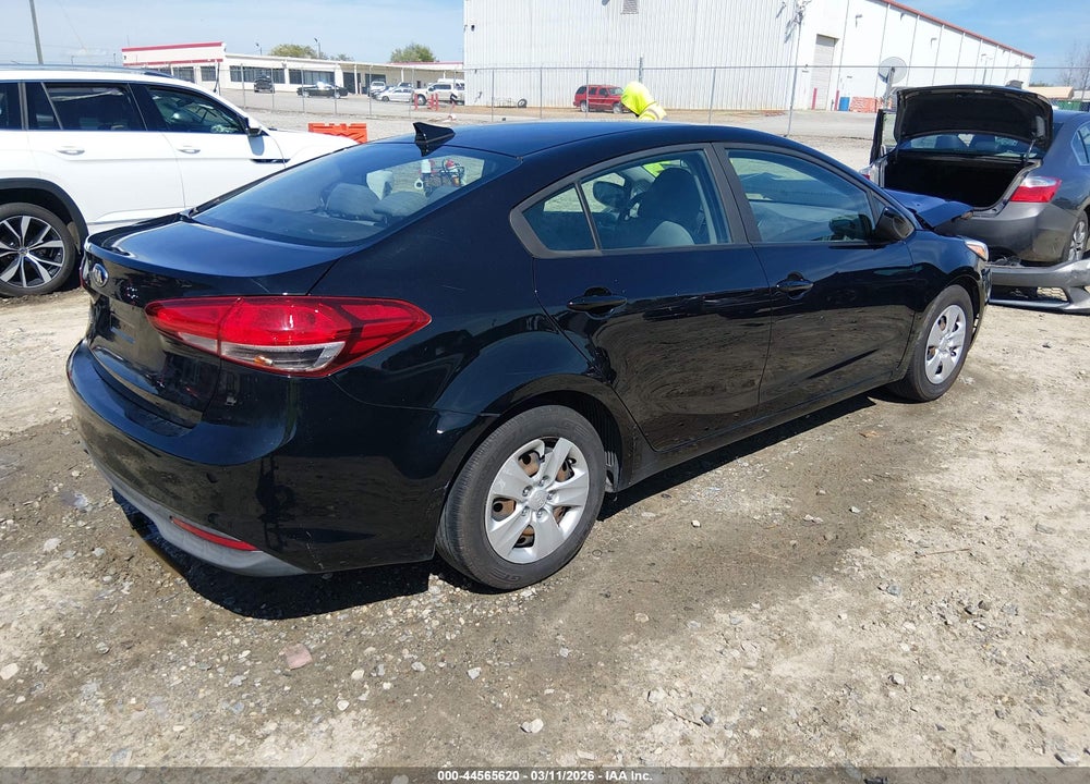 2018 KIA FORTE LX VIN: 3KPFL4A77JE248470