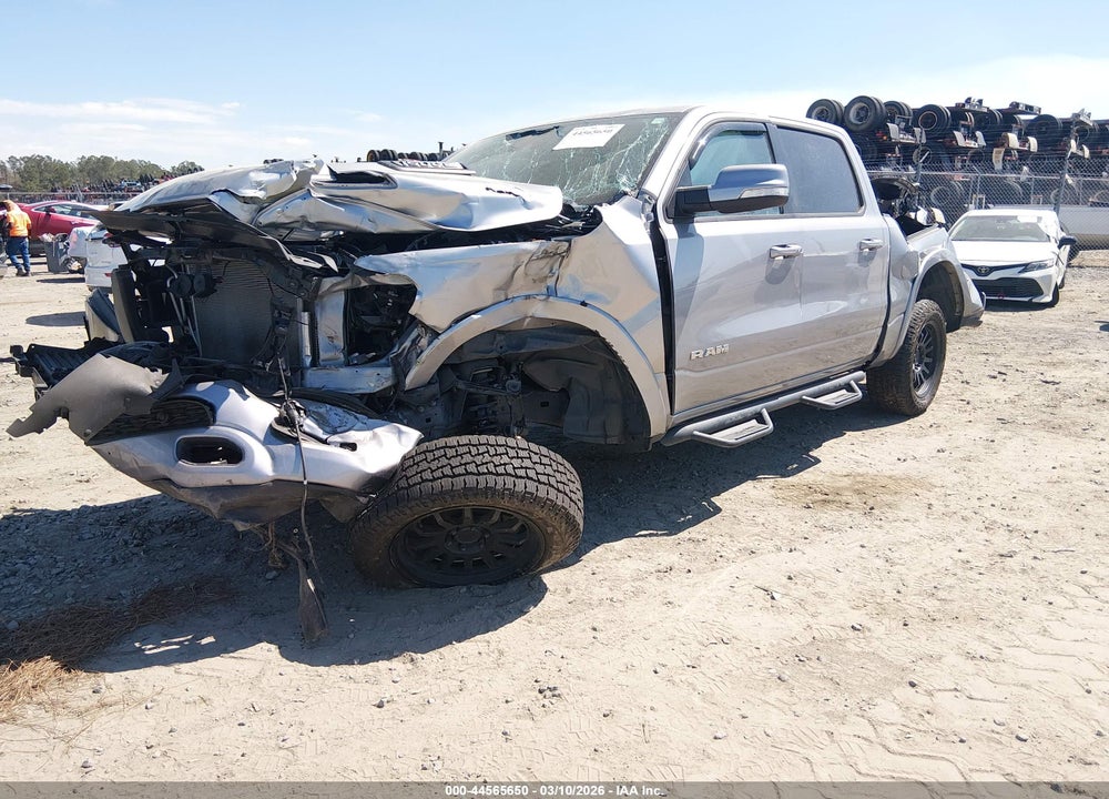 2021 RAM 1500 LAIE  4X4 5'7 BOX VIN: 1C6SRFJT5MN799574