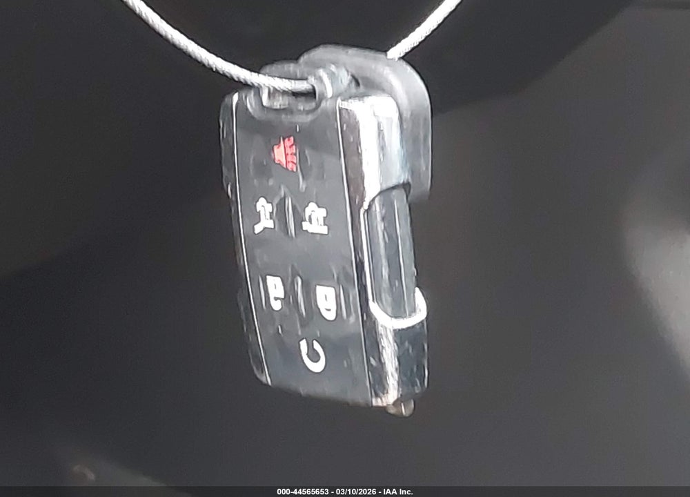 2018 CHEVROLET TAHOE LT VIN: 1GNSCBKC0JR120808