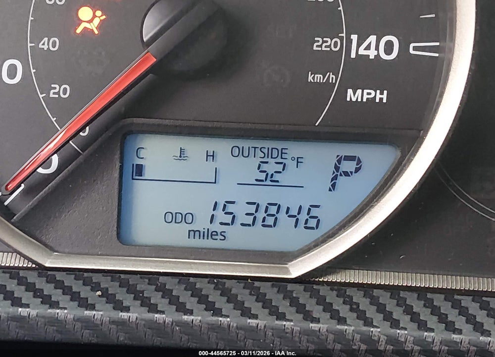 2015 TOYOTA RAV4 XLE VIN: 2T3RFREV0FW364647