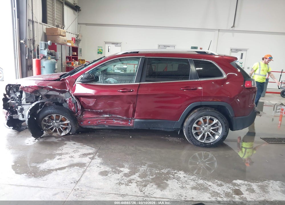 2019 JEEP CHEROKEE LATITUDE PLUS 4X4 VIN: 1C4PJMLB5KD182368