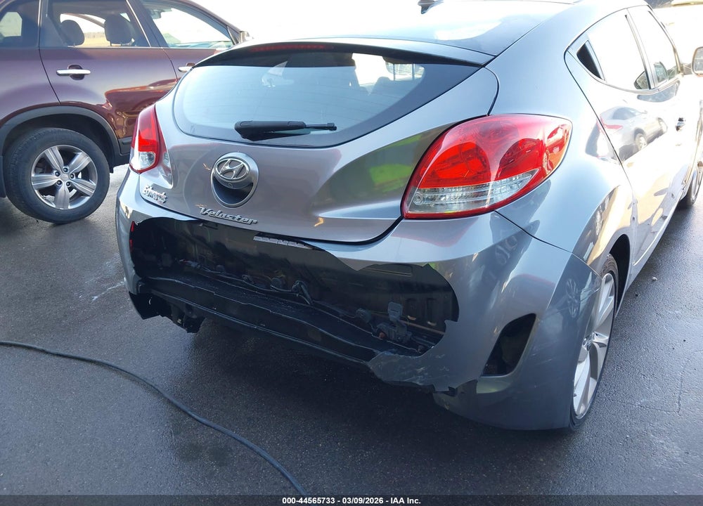 2016 HYUNDAI VELOSTER VIN: KMHTC6AD4GU269755