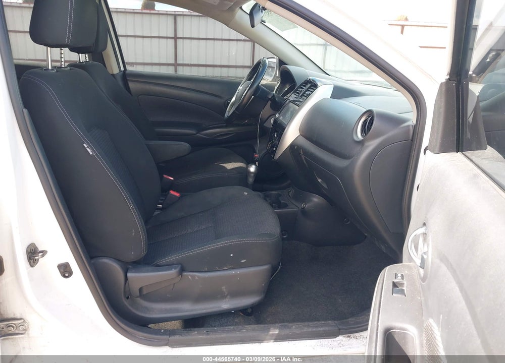2018 NISSAN VERSA 1.6 SV VIN: 3N1CN7AP7JL877885