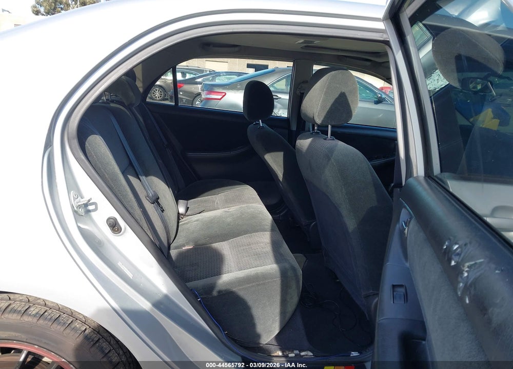 2005 TOYOTA COROLLA S VIN: 1NXBR32E05Z445763