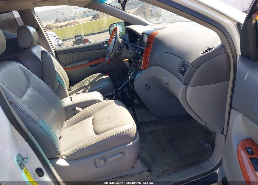 2007 TOYOTA SIENNA XLE LIMITED VIN: 5TDBK22C47S001309