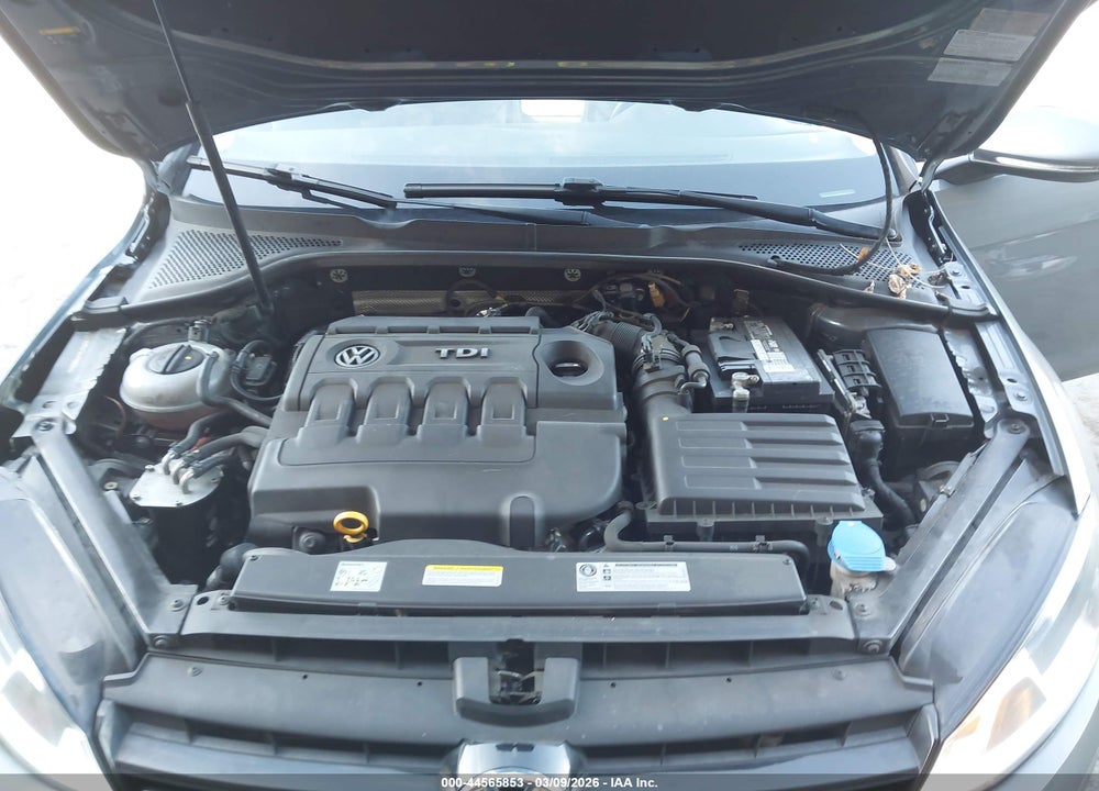 2015 VOLKSWAGEN GOLF TDI S 4-DOOR VIN: 3VW2A7AU4FM082026