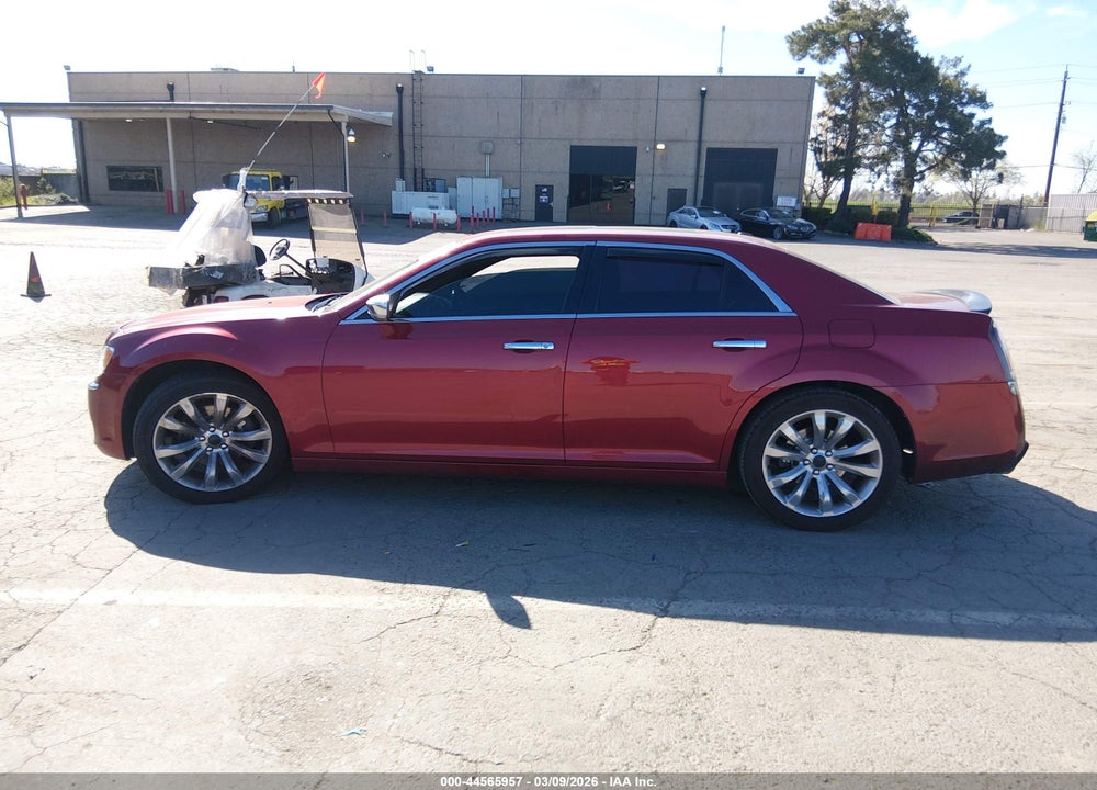 2013 CHRYSLER 300C VIN: 2C3CCAET3DH740113
