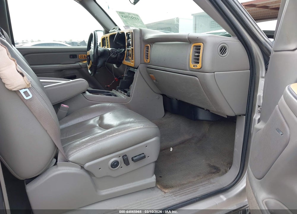 2004 GMC SIERRA 2500HD SLT VIN: 1GTHK29244E233479