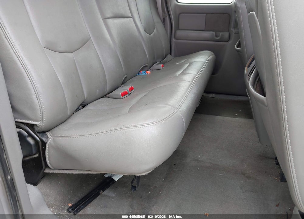 2004 GMC SIERRA 2500HD SLT VIN: 1GTHK29244E233479