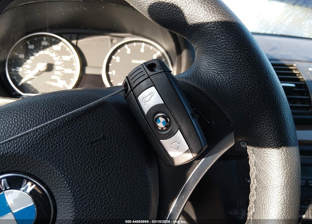 2012 BMW 128I VIN: WBAUN1C55CVR00039