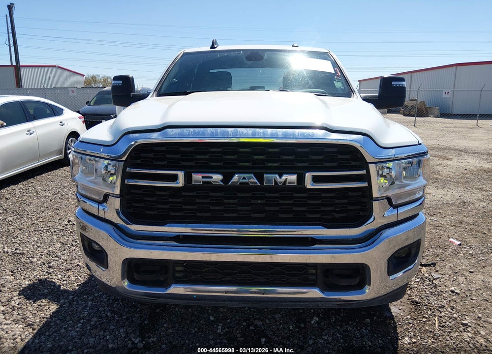 2024 RAM 2500 BIG HORN  4X4 6'4 BOX VIN: 3C6UR5DL6RG343503
