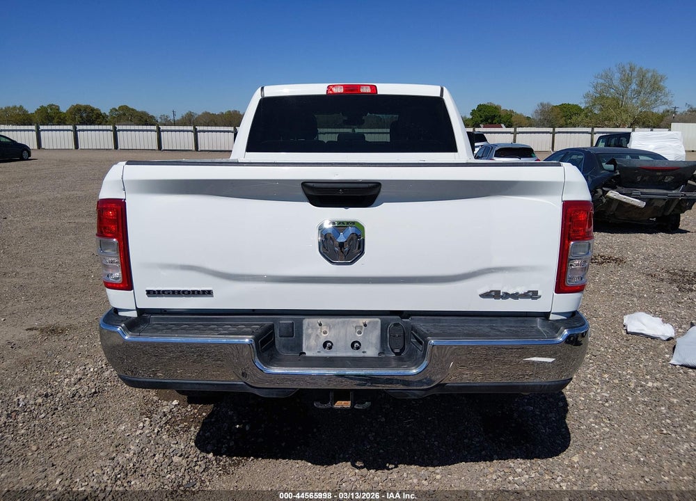2024 RAM 2500 BIG HORN  4X4 6'4 BOX VIN: 3C6UR5DL6RG343503