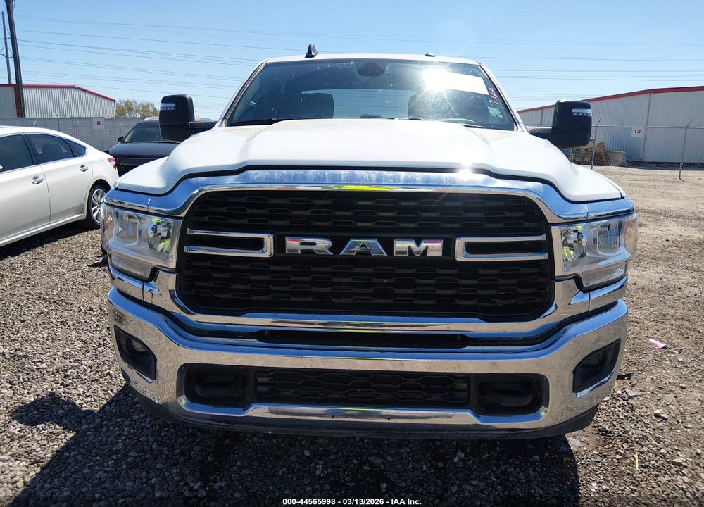 2024 RAM 2500 BIG HORN  4X4 6'4 BOX VIN: 3C6UR5DL6RG343503