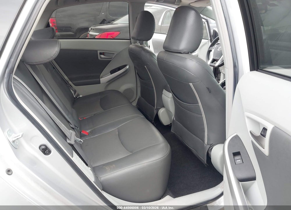 2014 TOYOTA PRIUS VIN: JTDKN3DU8E1735528
