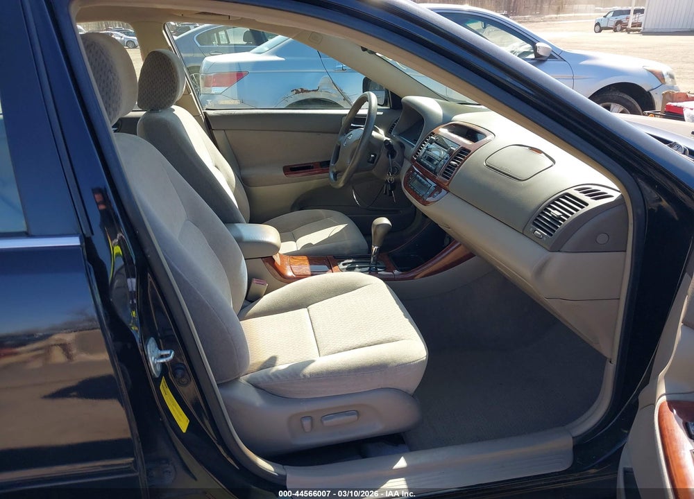 2003 TOYOTA CAMRY XLE VIN: 4T1BE30K73U243066