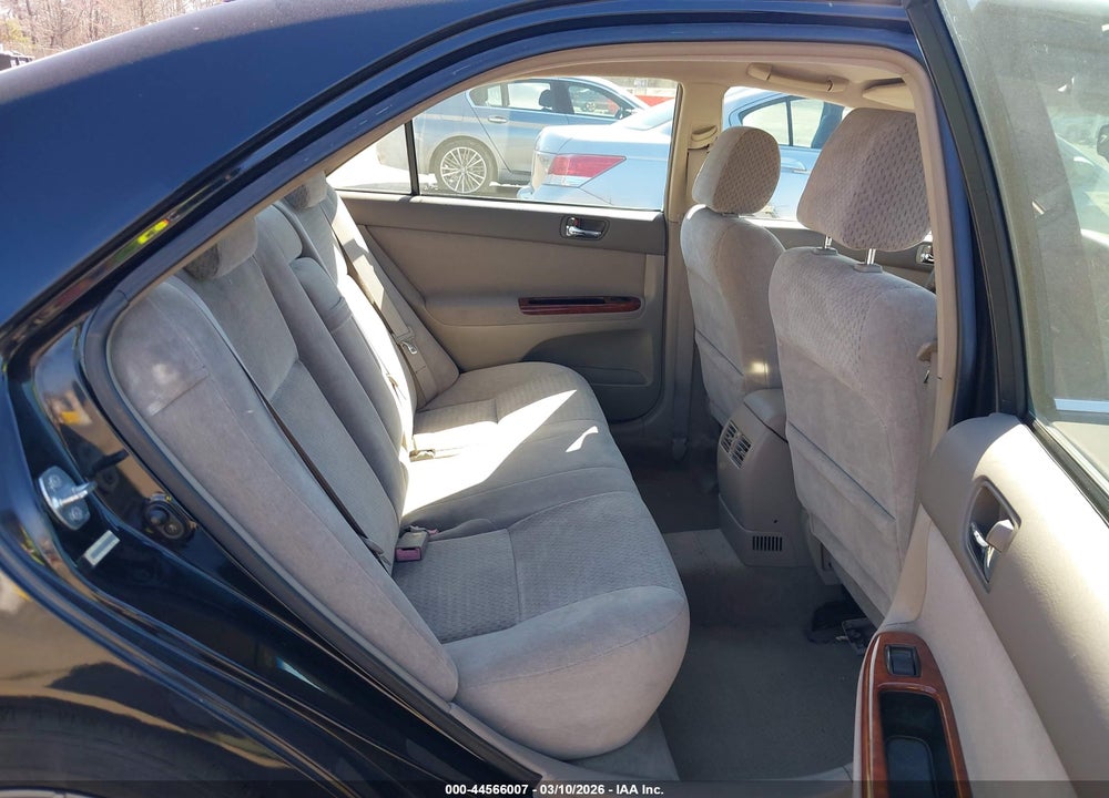 2003 TOYOTA CAMRY XLE VIN: 4T1BE30K73U243066