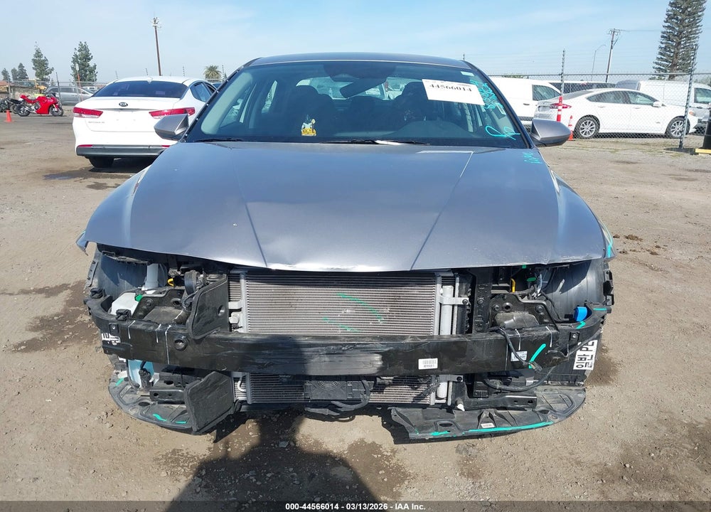 2025 HYUNDAI ELANTRA HYBRID BLUE VIN: KMHLM4DJ3SU150557
