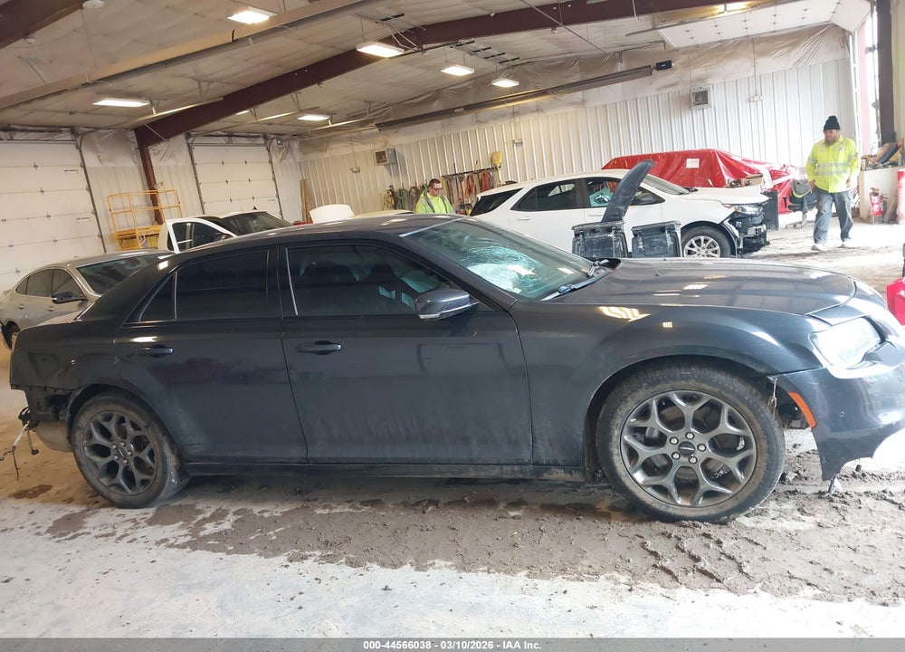 2015 CHRYSLER 300 300S VIN: 2C3CCAGG6FH887660