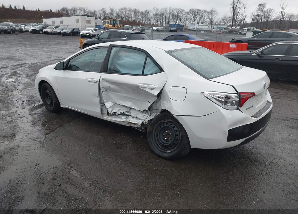 2018 TOYOTA COROLLA LE VIN: 5YFBURHEXJP774314