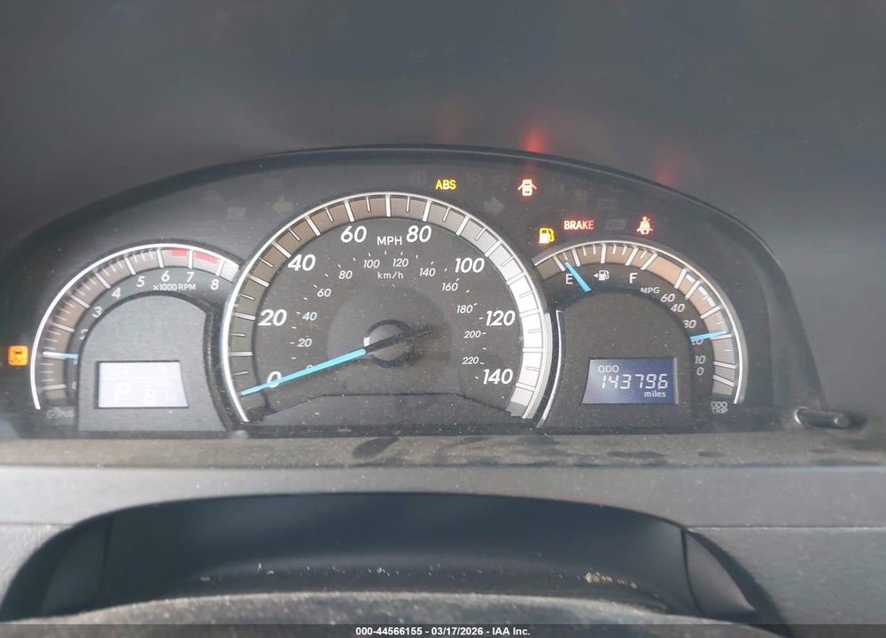 2013 TOYOTA CAMRY SE VIN: 4T1BF1FK2DU650416