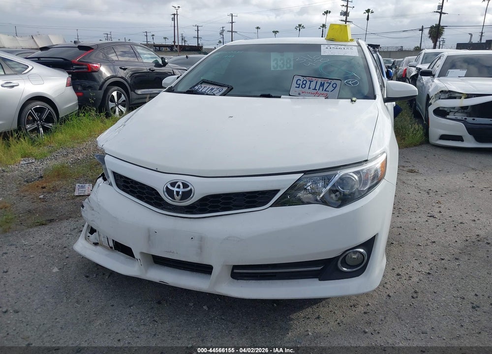 2013 TOYOTA CAMRY SE VIN: 4T1BF1FK2DU650416
