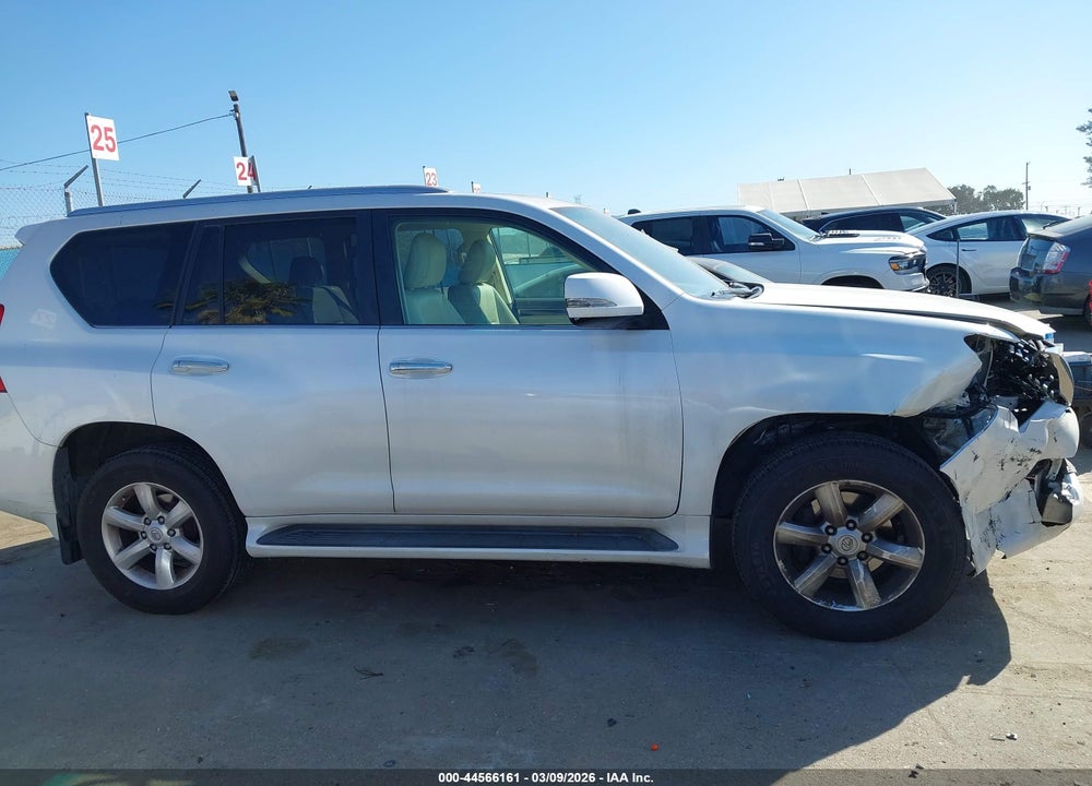 2010 LEXUS GX 460 VIN: JTJBM7FX0A5016890