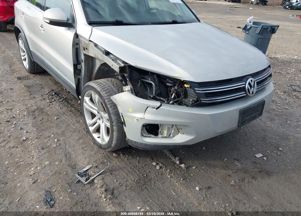 2012 VOLKSWAGEN TIGUAN SEL VIN: WVGBV7AX0CW002388