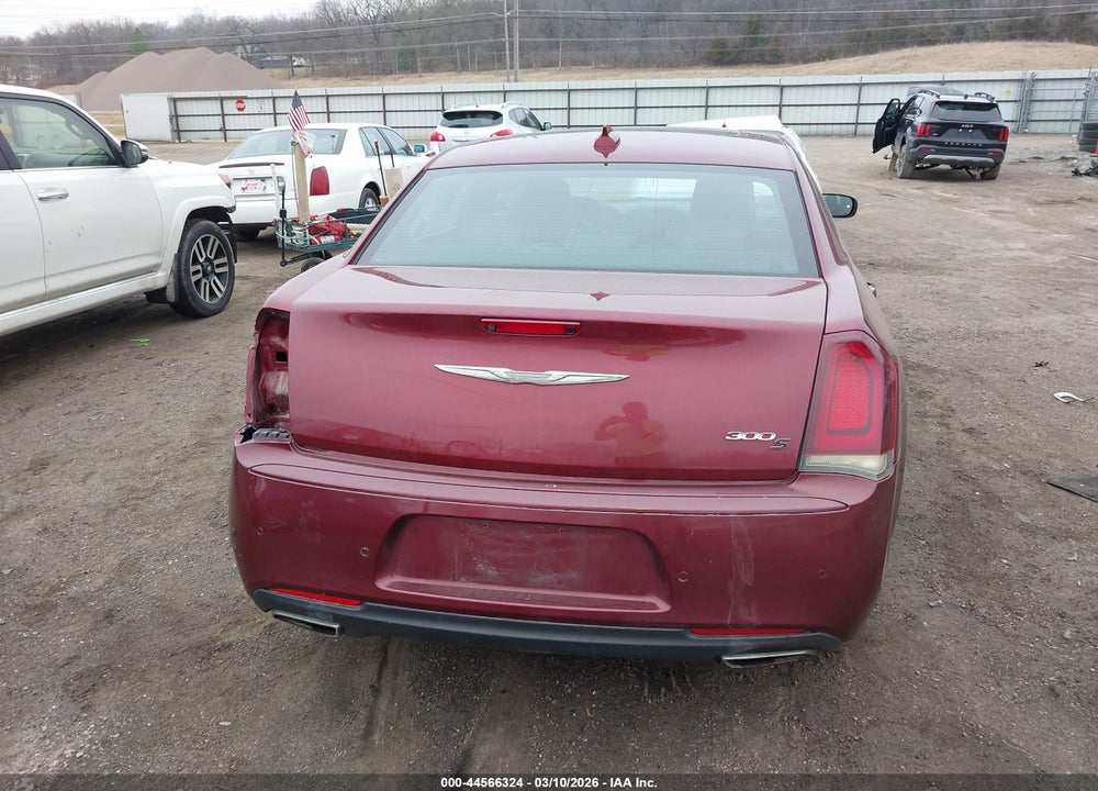 2018 CHRYSLER 300 300S VIN: 2C3CCABG7JH264208