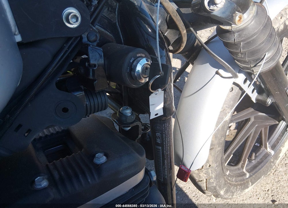 2020 HARLEY-DAVIDSON XL883 N VIN: 1HD4LE218LB402142