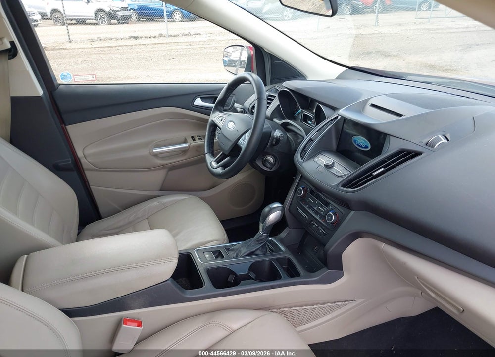 2018 FORD ESCAPE SEL VIN: 1FMCU0HD8JUD04644