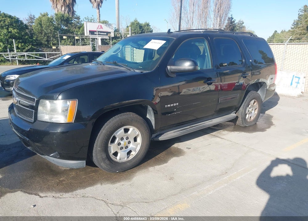 2011 CHEVROLET TAHOE LT VIN: 1GNSCBE0XBR255328