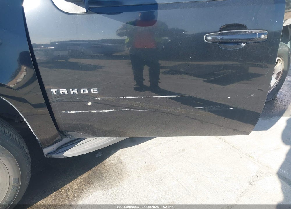 2011 CHEVROLET TAHOE LT VIN: 1GNSCBE0XBR255328