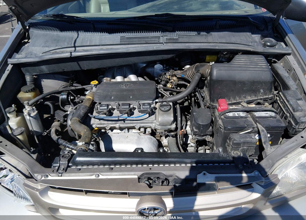 2000 TOYOTA SIENNA XLE VIN: 4T3ZF13C9YU192222