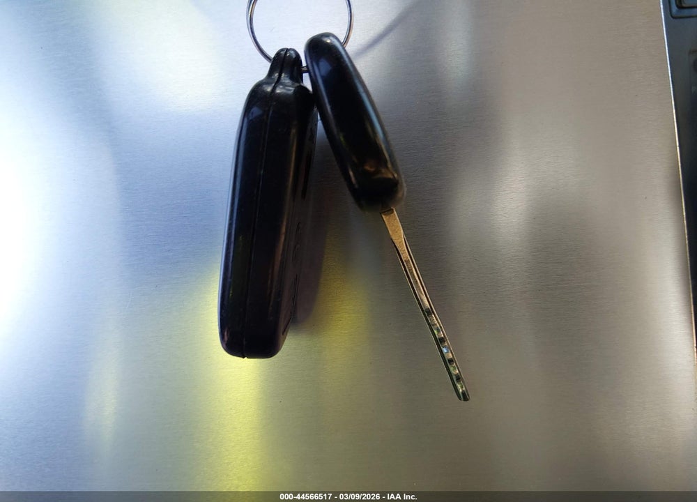 2000 TOYOTA SIENNA XLE VIN: 4T3ZF13C9YU192222