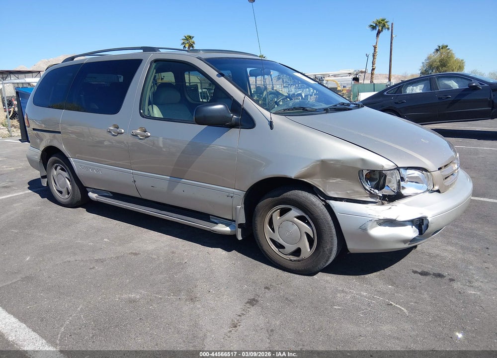 2000 TOYOTA SIENNA XLE VIN: 4T3ZF13C9YU192222