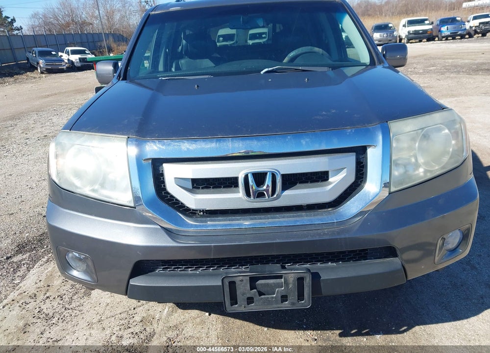 2011 HONDA PILOT EX-L VIN: 5FNYF4H5XBB015537