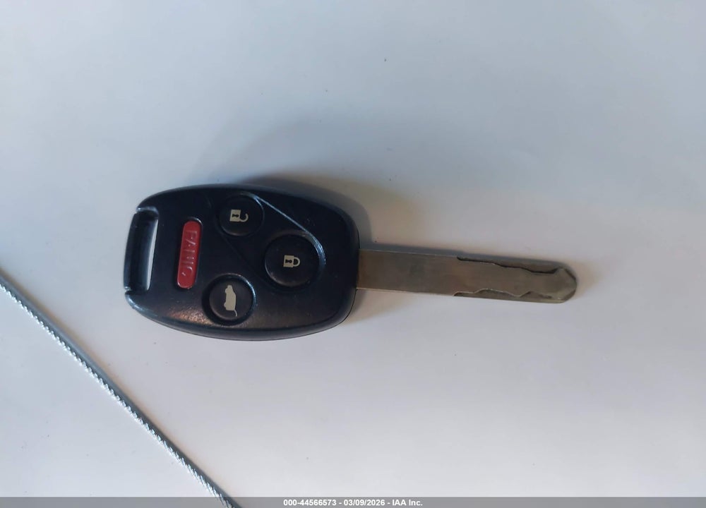2011 HONDA PILOT EX-L VIN: 5FNYF4H5XBB015537