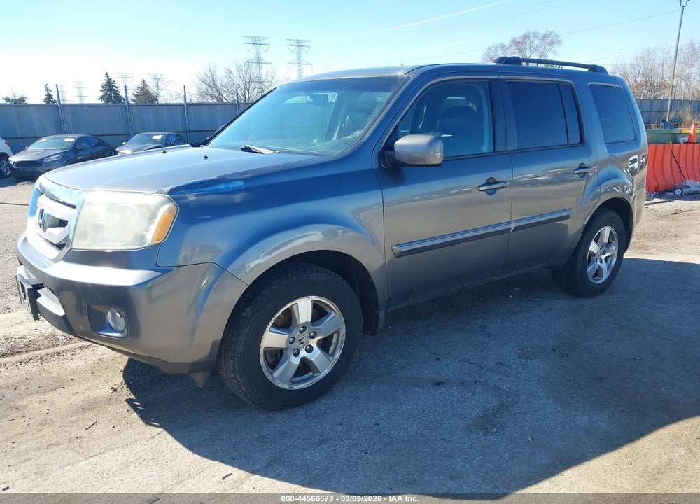 2011 HONDA PILOT EX-L VIN: 5FNYF4H5XBB015537