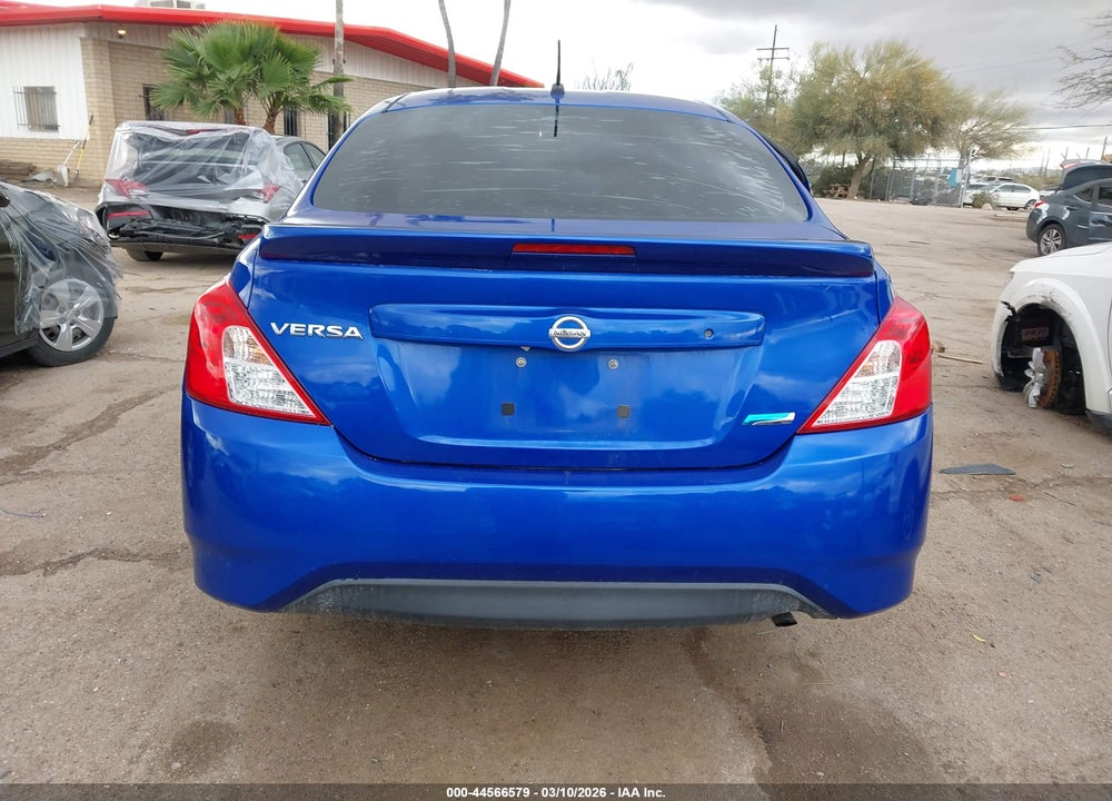 2015 NISSAN VERSA 1.6 S+ VIN: 3N1CN7AP7FL924386