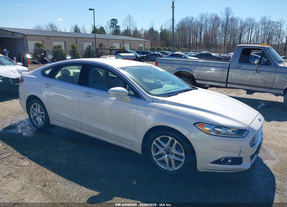 2016 FORD FUSION SE VIN: 3FA6P0HD9GR324562