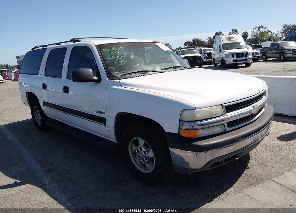 2000 CHEVROLET SUBURBAN 1500 LS VIN: 3GNEC16T8YG208579