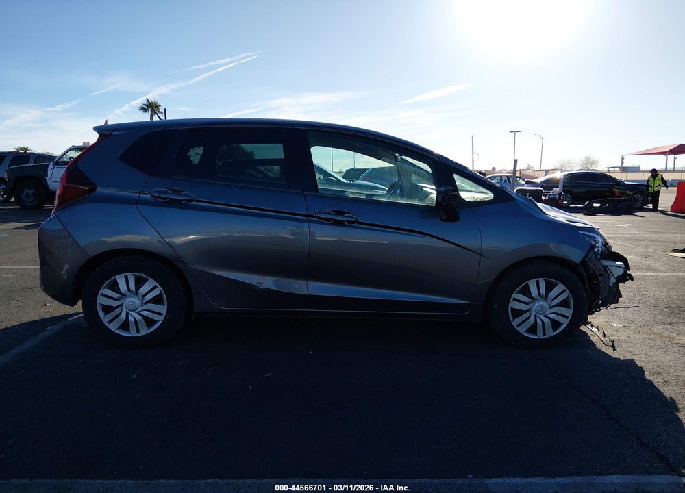 2015 HONDA FIT LX VIN: 3HGGK5H57FM714916