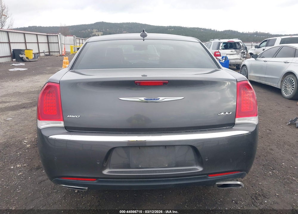 2018 CHRYSLER 300 LIMITED AWD VIN: 2C3CCAKG8JH296651