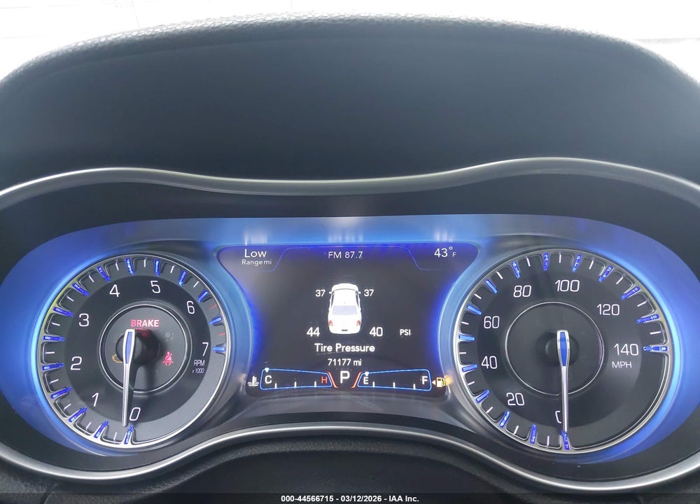2018 CHRYSLER 300 LIMITED AWD VIN: 2C3CCAKG8JH296651