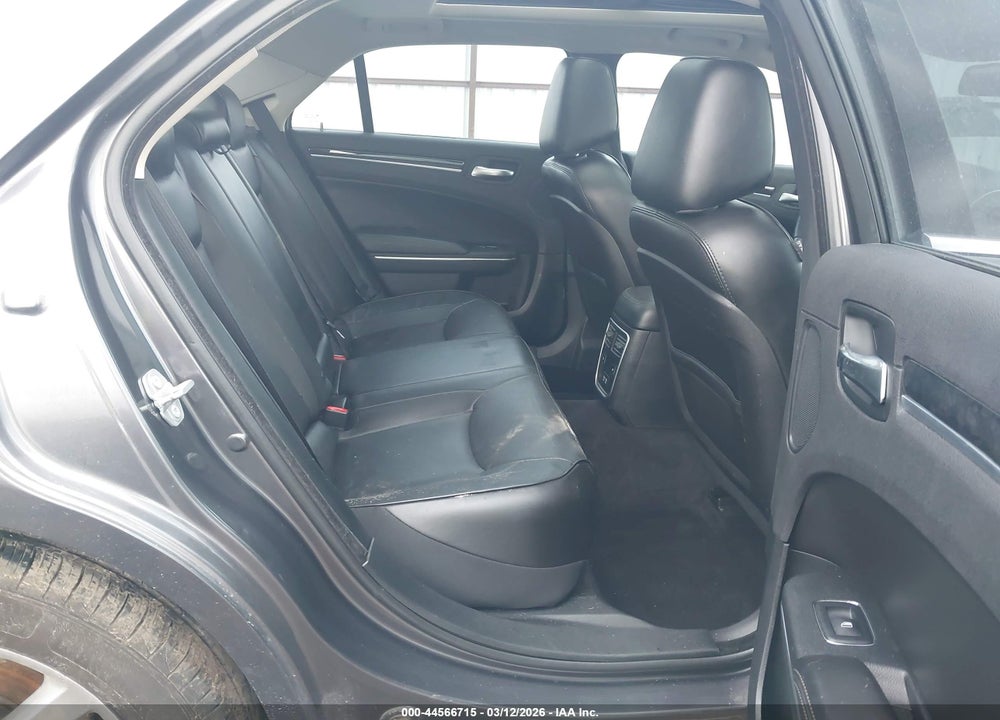 2018 CHRYSLER 300 LIMITED AWD VIN: 2C3CCAKG8JH296651