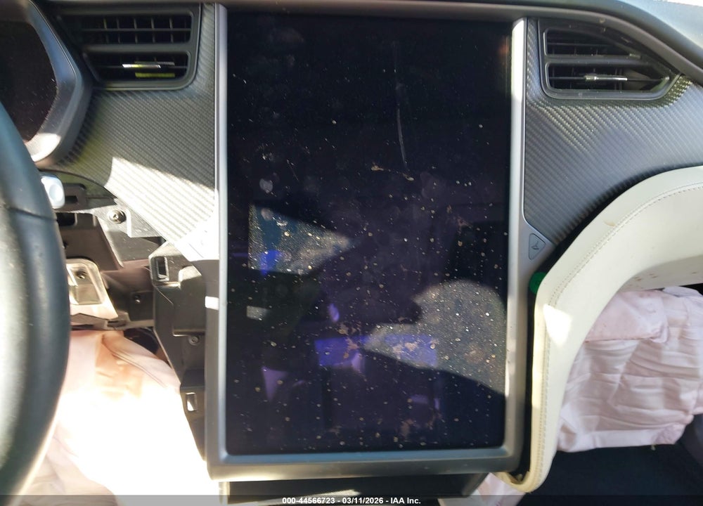 2018 TESLA MODEL X 100D/75D/P100D VIN: 5YJXCAE2XJF118193