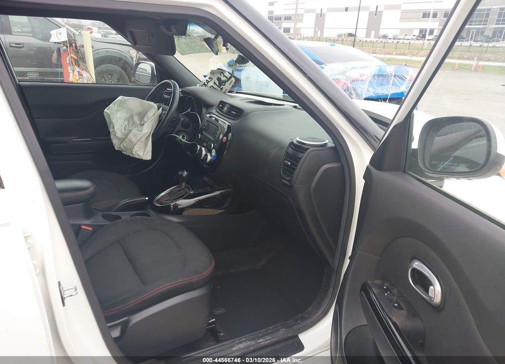 2016 KIA SOUL + VIN: KNDJP3A51G7384500