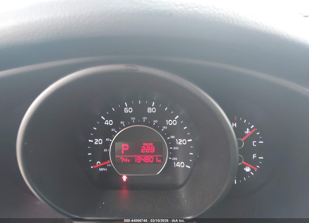 2016 KIA SOUL + VIN: KNDJP3A51G7384500